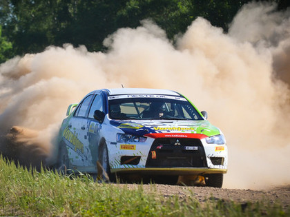 VIDEO: Rallijsprintā 'Gulbis' sīvā cīņā uzvar Vorobjovs