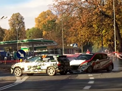 VIDEO: Rallija laikā gandrīz tiek piedzīvota frontālā sadursme