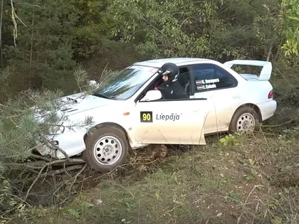 VIDEO: Minirallijs un rallijsprints pierūcina Kurzemi