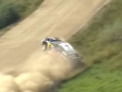 Suninens Somijas WRC pēc garas sānslīdes piedzīvo iespaidīgu izglābšanos (VIDEO)