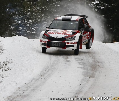 VIDEO: Latvala līderis, H.Solbergs trešais starp R5 klases pilotiem