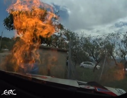 VIDEO: Sesks/Francis izcīna uzvaru, Grjazinam aizdegas automašīna