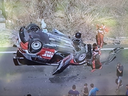 Seska ekipāža Romas ERČ piedzīvo avāriju (VIDEO)