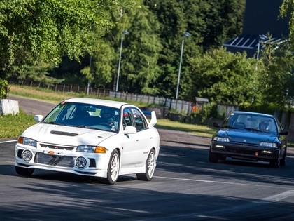 Biķernieku trasē 16. septembrī norisināsies aizraujošās '100 MIN RACE' sacensības