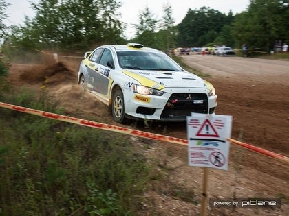 Vorobjovs un Blūms 'lido' 300 Ezeru rallija pirmajā dienā