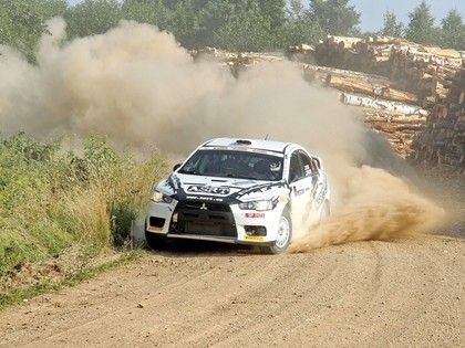 300 Ezeru rallija kvalifikācijā ātrākais Plangi, Vorobjovs otrais