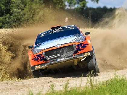Grjazins: Pieļaujot kļūdu 'Rally Liepāja', tu vari to izlabot ar sānslīdi, Somijā trāpīsi kokos