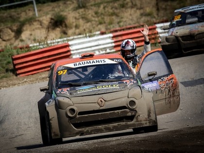 Artis Baumanis kļūst par 'Rallycross Challenge' līderi, Bredikam atņem pjedestālu
