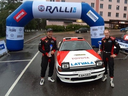 Latvala ar 'Toyota Celica GT-4' izcīna 5.vietu Somijas rallijā