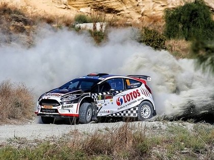 Lukjaņuks paveic varoņdarbu un ar lielām grūtībām finišē Kipras rallija pirmo dienu