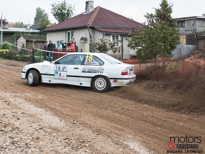 Kalnamuižas rallijsprinta treniņos ātrākie Berķis un A.Neikšāns