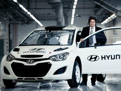 Hyundai atklāj kārtis