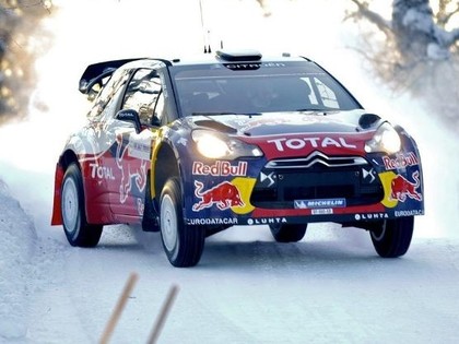 Hirvonenam pirmā uzvara pie Citroen stūres (VIDEO)