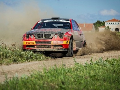 '300 Ezeru' rallijā spēcīgs dalībnieku sastāvs, uz starta arī piecas latviešu ekipāžas