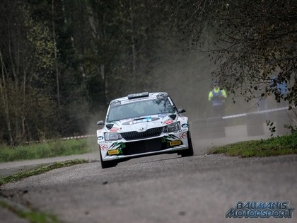 Pēc spraigas cīņas ar N.Grjazinu rallija Latvija vadībā pēc pirmā dienas Kalle Rovanpera