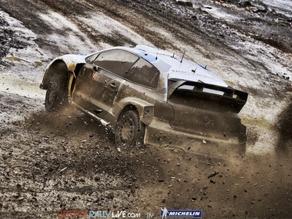 Velsas WRC ralljā līderis Ožjē, Mikelsens avarē (VIDEO)