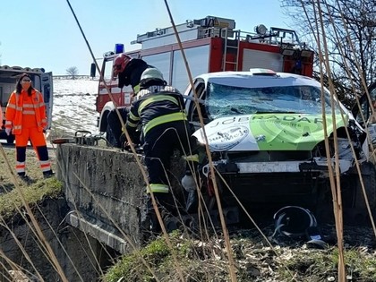 Ostbergam izstāšanās Rumānijas rallijā, bulgāru ekipāžai smaga avārija