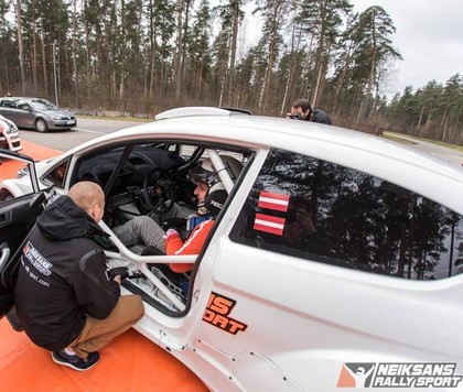 Māris Neikšāns: Komandas sporta auto parku papildināsim ar Latvijā vēl nebijušu auto