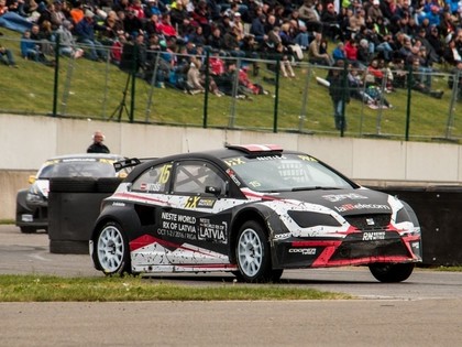 Nitišs: Pusfinālā pirms starta nespēju auto noturēt uz vietas, un tas aizleca uz priekšu