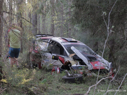 Pēc pirmās Tallinas rallija dienas Berķis otrais, Kaurs izstājas pirmajā posmā (VIDEO)