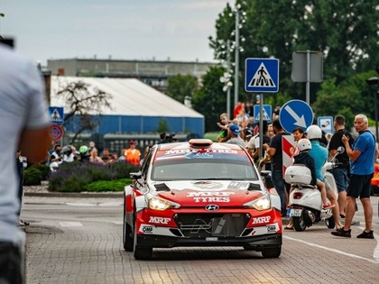 Liepājas ielās notiks 'Tet Rally Liepāja' dalībnieku parāde