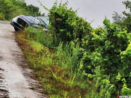 Vācijas WRC rallijā pēc pirmās dienas līderis Tanaks, Sordo avarē