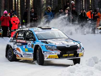 Sarmas rallija uzvarētājs: Izbaudījām šos vienreizējos ceļus un jauko ralliju