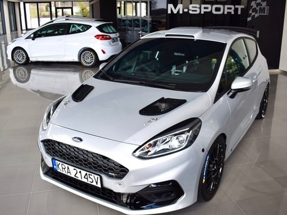 Rallija braucējiem lieliska iespēja izmēģināt jauno 'Ford Fiesta Rally3' automašīnu