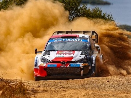 Eksotisko Kenijas WRC izdzīvošanas ralliju ar ātrāko laiku treniņos sāk Rovanpera