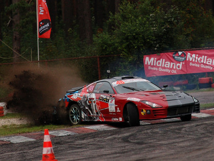 Uzlecošas zvaigznes un neveiksmju sērijas - Latvijas drifta sezonas spilgtākie mirkļi. II daļa (FOTO)