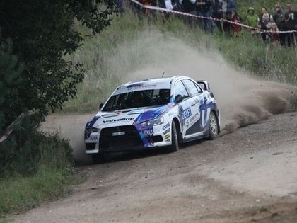 300 ezeru rallijā uz Lietuvas un Latvijas robežas būs mākslīgais tramplīns