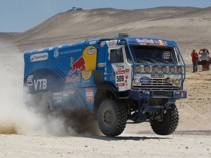 Kamaz ekstremālās pārvērtības (VIDEO)