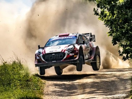 Sesks/Francis debijā pie Rally1 stūres izcīna augsto 5.vietu