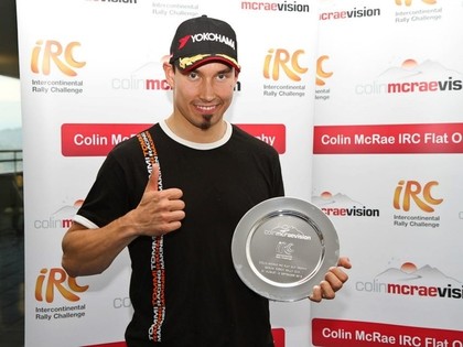 Pārdod metāllūžņus, lai brauktu ar WRC mašīnu