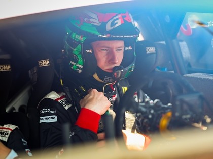 Katsuta pēc rallija no Evansa nopelnīja pāris alus