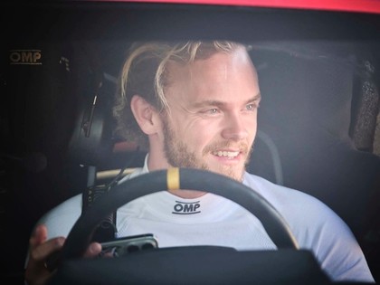 Olivers Solbergs Igaunijas WRC debitēs pie 'Toyota GR Yaris Rally1' stūres