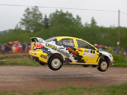 Rally Talsi pēc pirmās dienas ātrākais Aleksejs Lukjaņuks (FOTO, VIDEO)