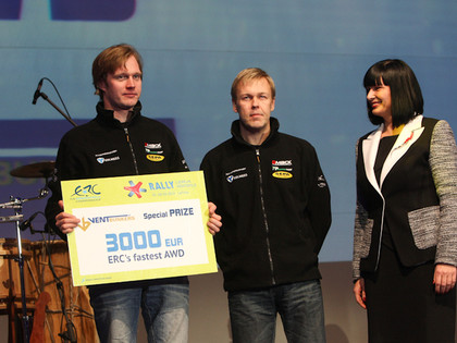 Kurš dabūja 10 000 EUR?