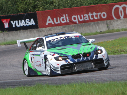 Ar sīvām cīņām aizvadīta 'Riga Summer Race' pirmā diena