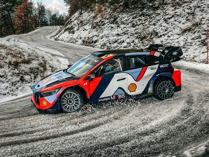 Hyundai pārvar laikapstākļu izaicinājumus un gatavi izaicinošam Montekarlo WRC