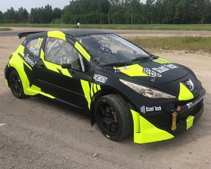 Arnis Odiņš Biržu rallijkrosā startēs ar jauno auto (FOTO)