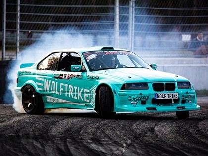 15 gadus vecais Bertāns startēs Omānas drifta sacensībās (VIDEO)