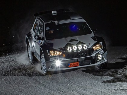 Bijušais DTM un rallijkrosa čempions Ekstroms izcīna otro vietu Zviedrijas rallijā