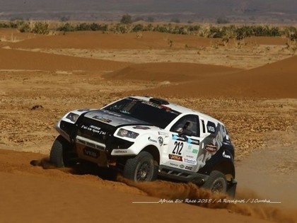 Saukāna ekipāža izcīna uzvaru 'Africa Eco Race' 5.ātrumposmā