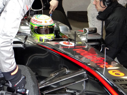 Perezs F1 testos ātrākais, Fetels, Raikonens un Alonso cīnās ar problēmām