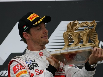 Batons: „Red Bull” vajadzētu uztraukties