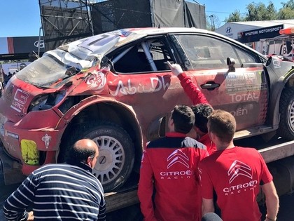 Argentīnas WRC rallijā negaidīti vadībā atrodas Evans, Mīkem avārija (VIDEO)
