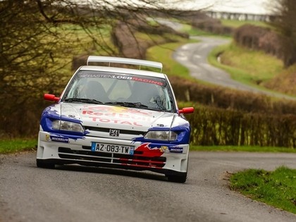 Lēbs ar sievu izcīna uzvaru Francijā notiekošajā rallijā