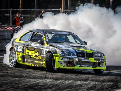 Igaunim uzvara drifta sezonas noslēgumā, Baumanis - Latvijas PRO čempions