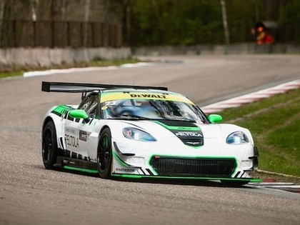 Biķerniekos autošosejas sacensības 'DeWALT Grand Prix' GT klasē startēs ekskluzīva tehnika